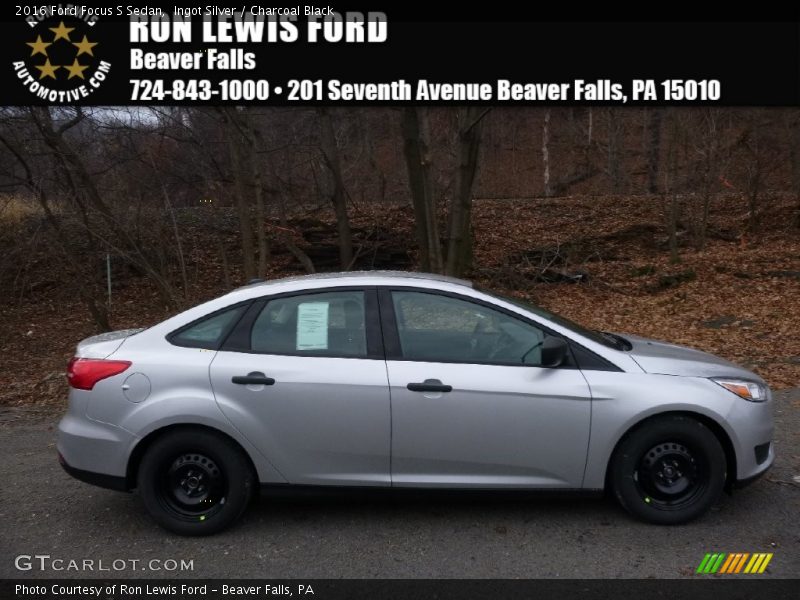 Ingot Silver / Charcoal Black 2016 Ford Focus S Sedan