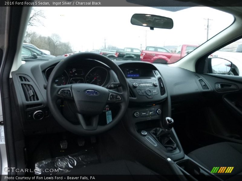 Ingot Silver / Charcoal Black 2016 Ford Focus S Sedan