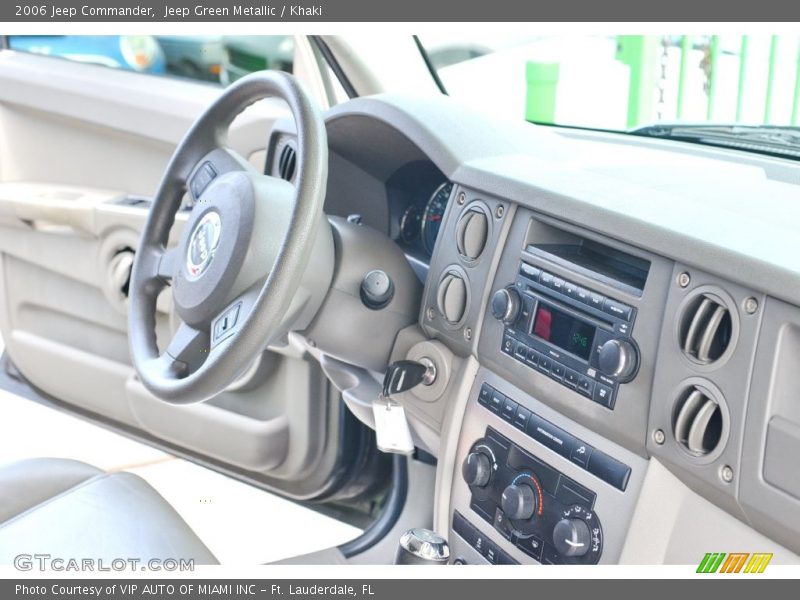 Jeep Green Metallic / Khaki 2006 Jeep Commander