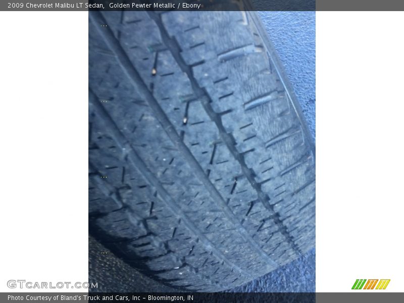 Golden Pewter Metallic / Ebony 2009 Chevrolet Malibu LT Sedan