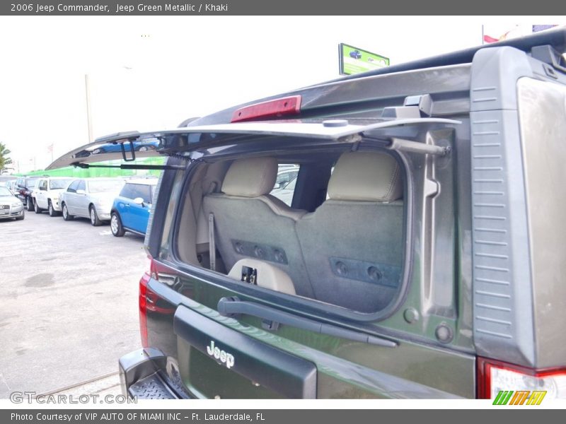 Jeep Green Metallic / Khaki 2006 Jeep Commander