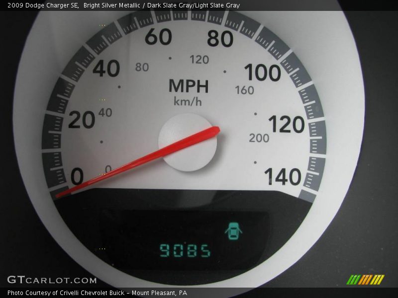 Bright Silver Metallic / Dark Slate Gray/Light Slate Gray 2009 Dodge Charger SE