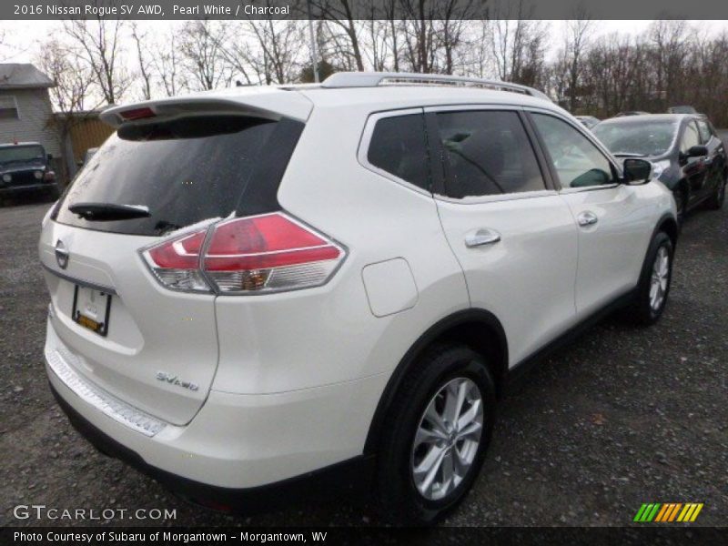 Pearl White / Charcoal 2016 Nissan Rogue SV AWD