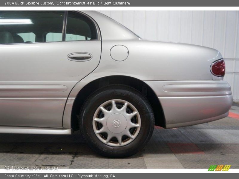 Light Bronzemist Metallic / Light Cashmere 2004 Buick LeSabre Custom