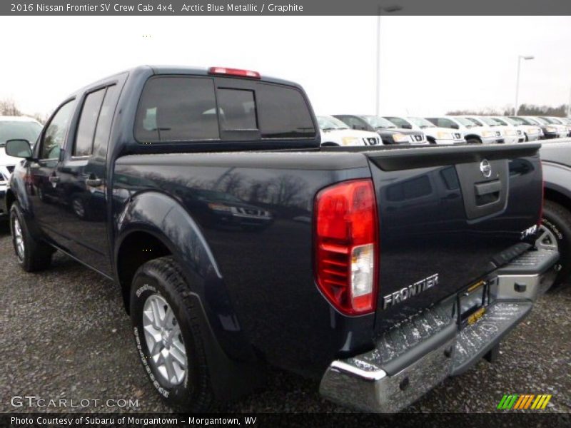Arctic Blue Metallic / Graphite 2016 Nissan Frontier SV Crew Cab 4x4