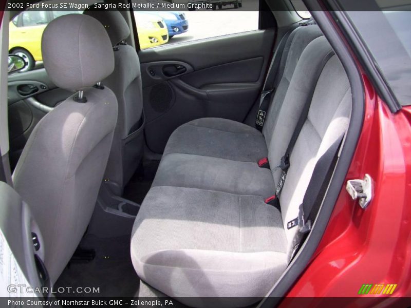 Sangria Red Metallic / Medium Graphite 2002 Ford Focus SE Wagon