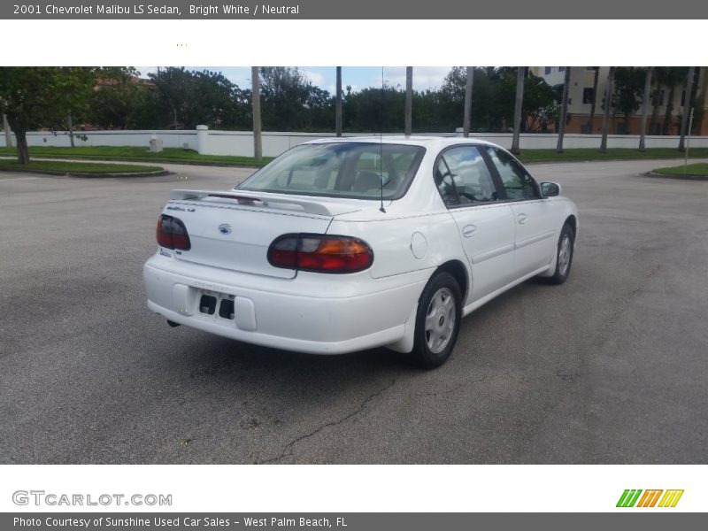 Bright White / Neutral 2001 Chevrolet Malibu LS Sedan