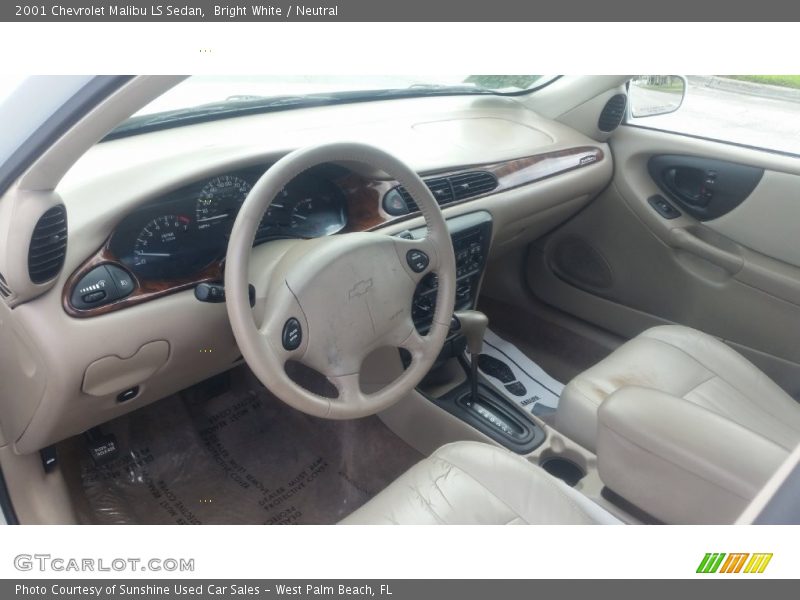 Bright White / Neutral 2001 Chevrolet Malibu LS Sedan