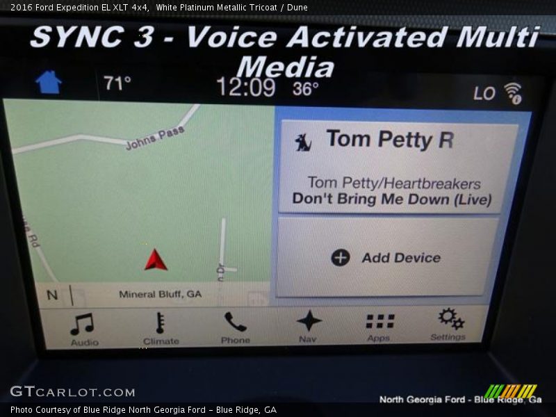 White Platinum Metallic Tricoat / Dune 2016 Ford Expedition EL XLT 4x4