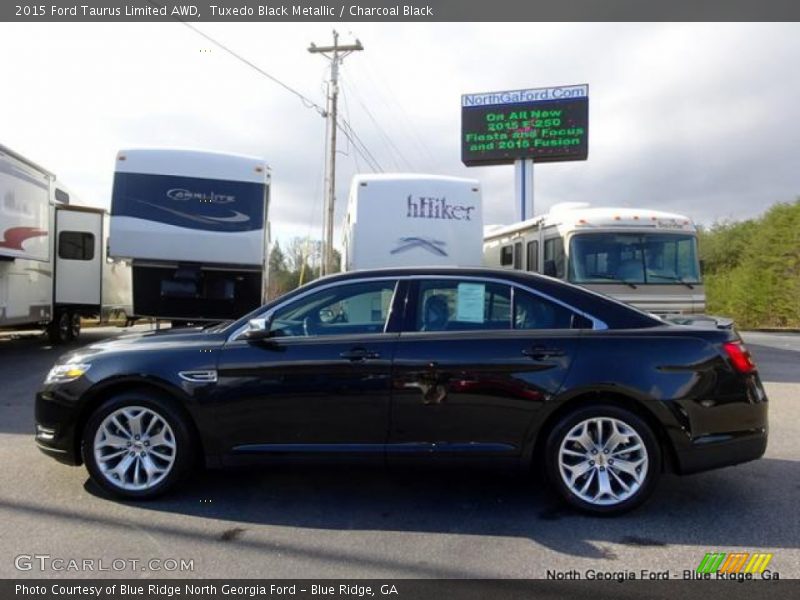 Tuxedo Black Metallic / Charcoal Black 2015 Ford Taurus Limited AWD