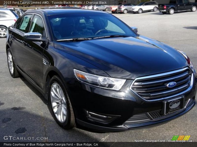 Tuxedo Black Metallic / Charcoal Black 2015 Ford Taurus Limited AWD