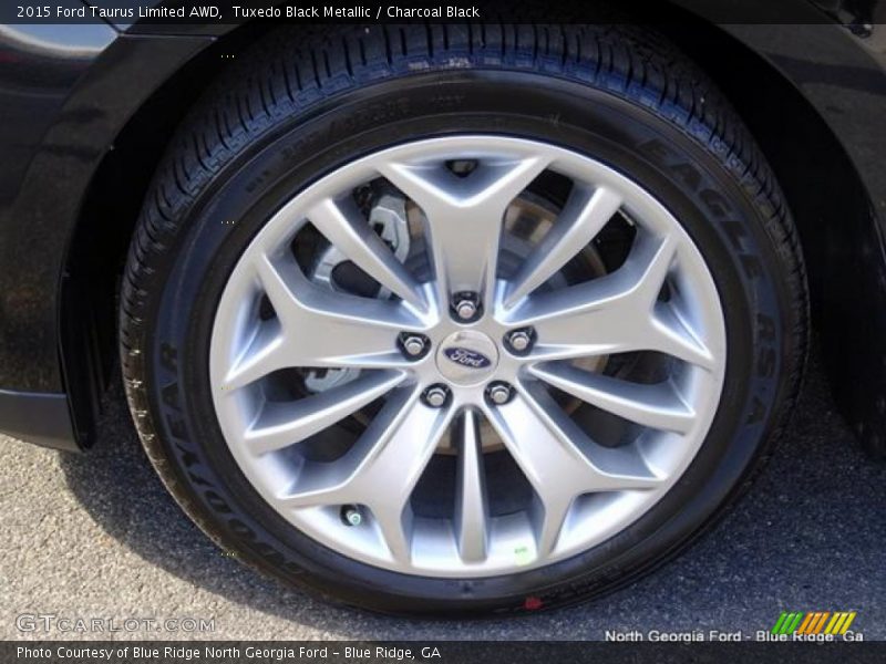 Tuxedo Black Metallic / Charcoal Black 2015 Ford Taurus Limited AWD