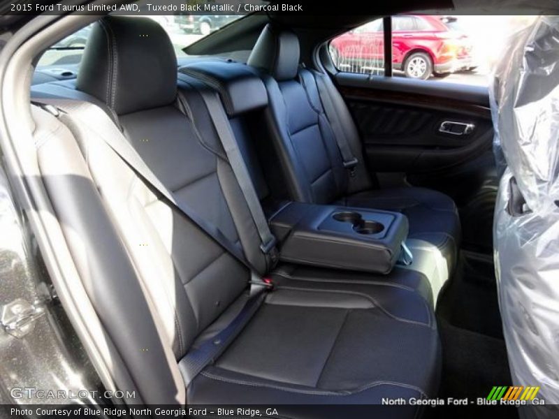 Tuxedo Black Metallic / Charcoal Black 2015 Ford Taurus Limited AWD