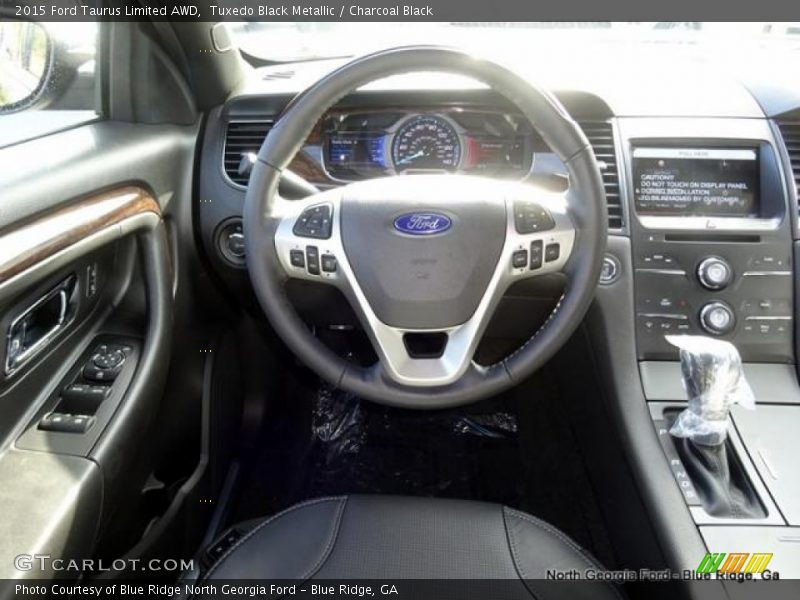 Tuxedo Black Metallic / Charcoal Black 2015 Ford Taurus Limited AWD