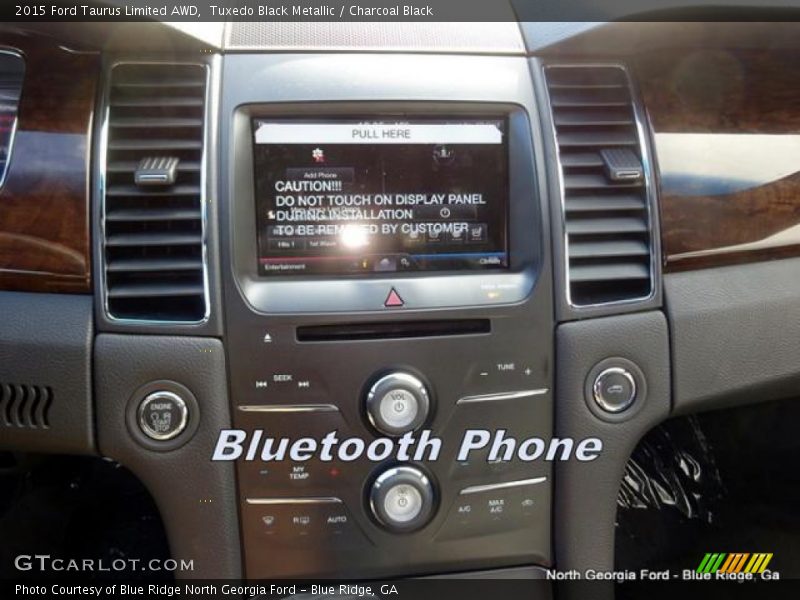 Tuxedo Black Metallic / Charcoal Black 2015 Ford Taurus Limited AWD
