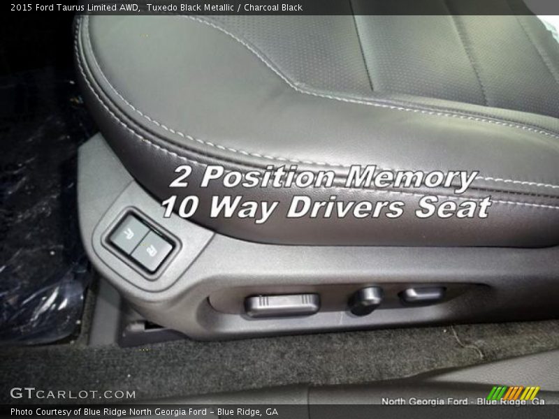 Tuxedo Black Metallic / Charcoal Black 2015 Ford Taurus Limited AWD