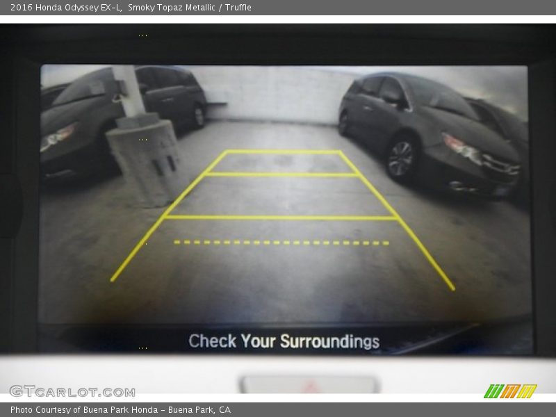 Smoky Topaz Metallic / Truffle 2016 Honda Odyssey EX-L