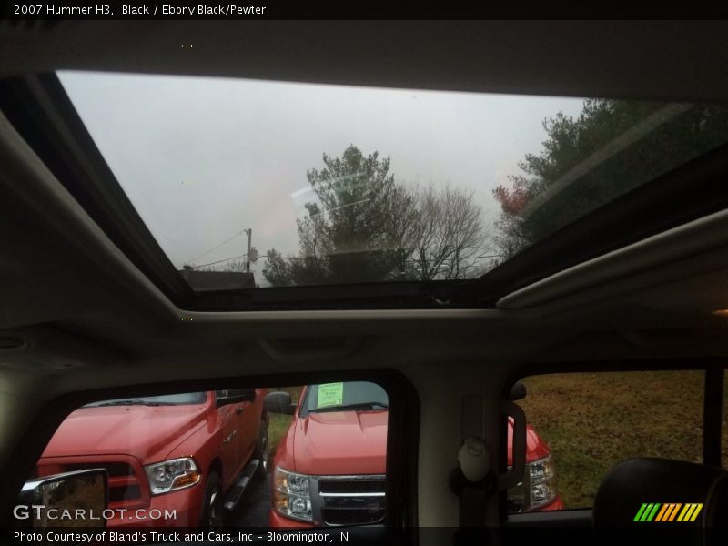 Black / Ebony Black/Pewter 2007 Hummer H3