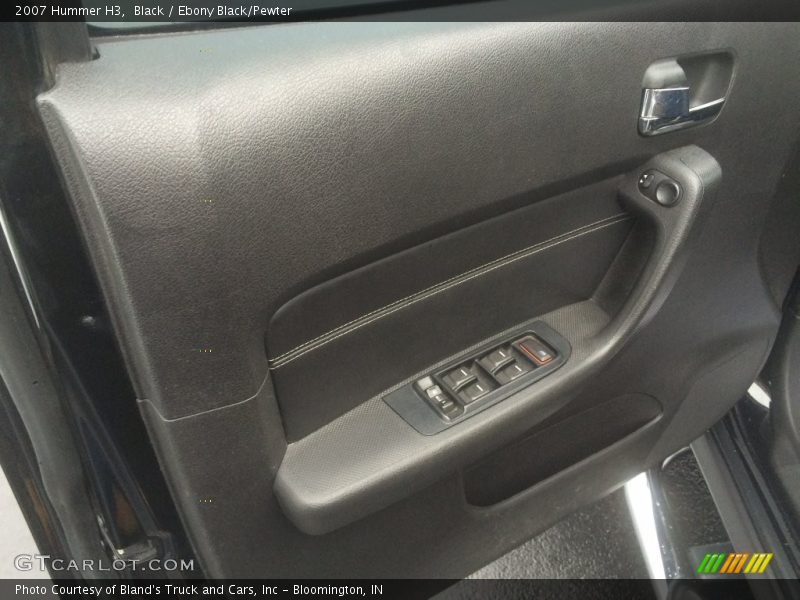 Black / Ebony Black/Pewter 2007 Hummer H3