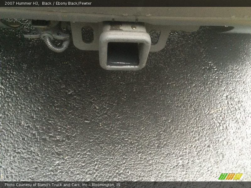 Black / Ebony Black/Pewter 2007 Hummer H3