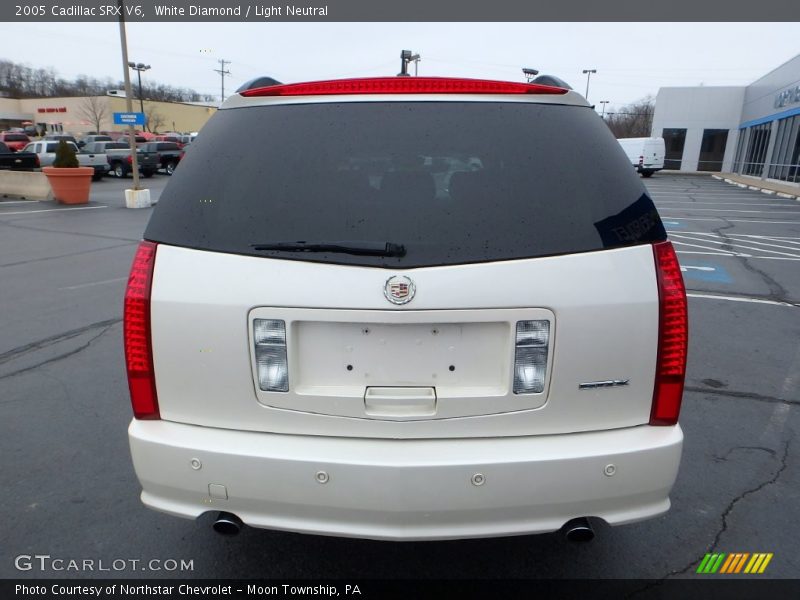 White Diamond / Light Neutral 2005 Cadillac SRX V6