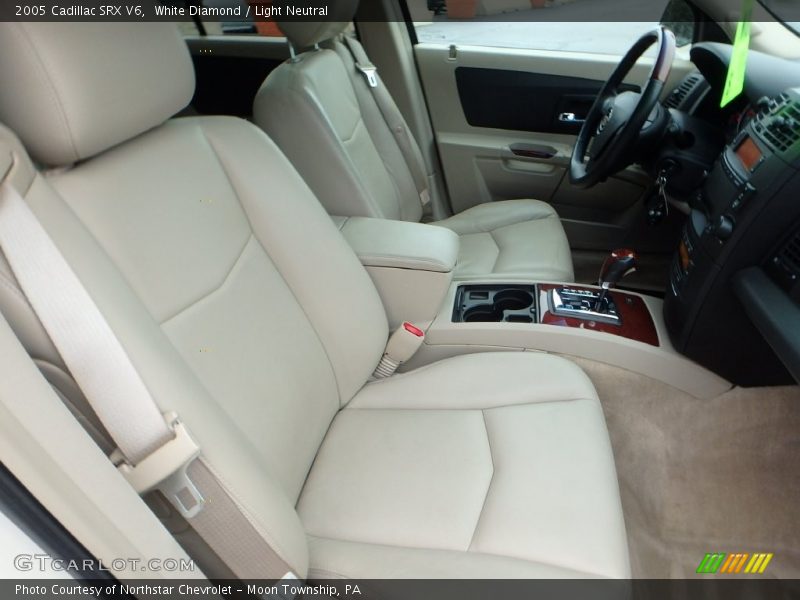 White Diamond / Light Neutral 2005 Cadillac SRX V6