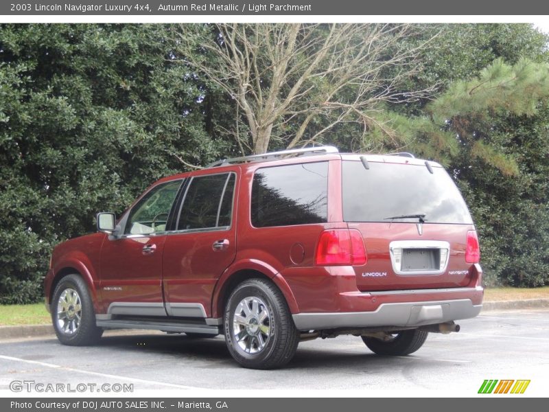 Autumn Red Metallic / Light Parchment 2003 Lincoln Navigator Luxury 4x4