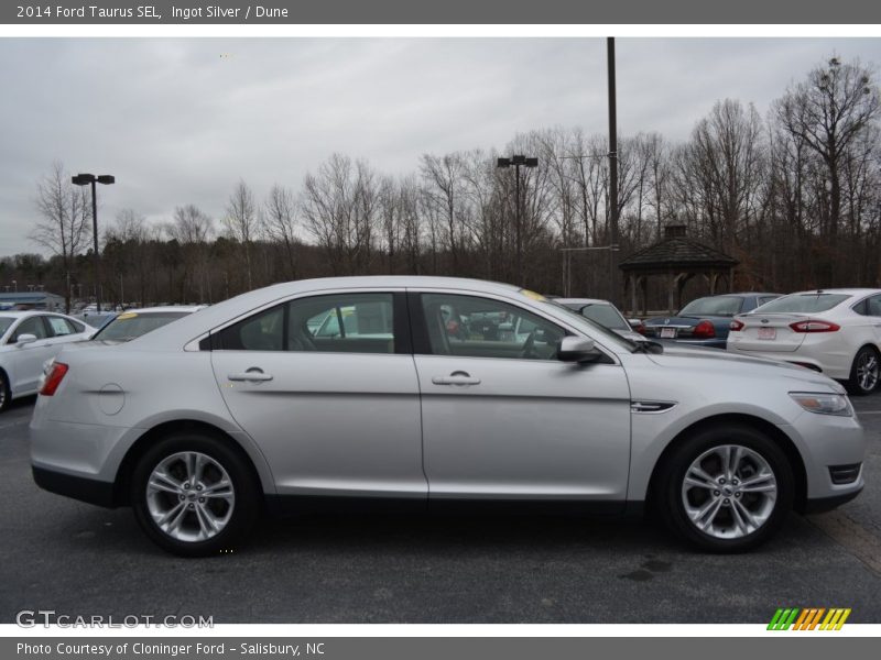 Ingot Silver / Dune 2014 Ford Taurus SEL