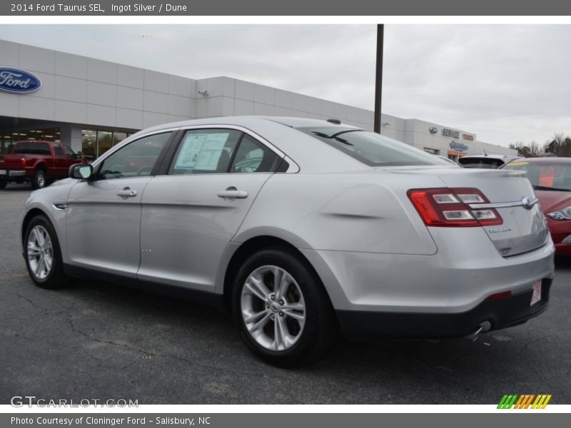 Ingot Silver / Dune 2014 Ford Taurus SEL
