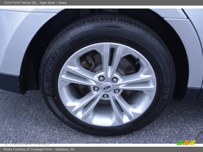 Ingot Silver / Dune 2014 Ford Taurus SEL