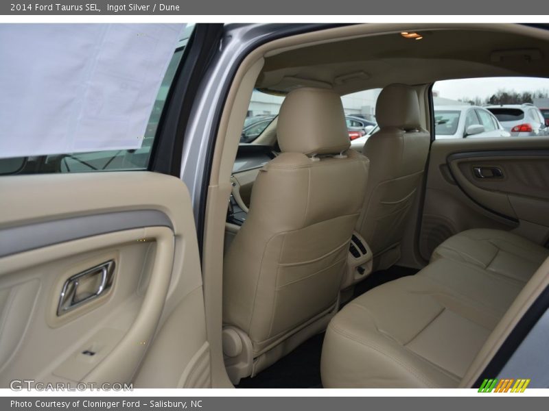 Ingot Silver / Dune 2014 Ford Taurus SEL