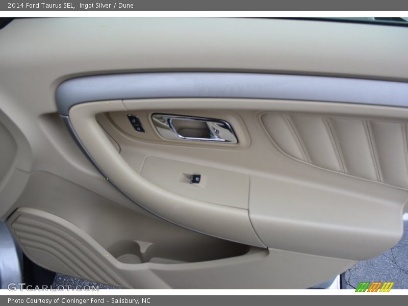 Ingot Silver / Dune 2014 Ford Taurus SEL