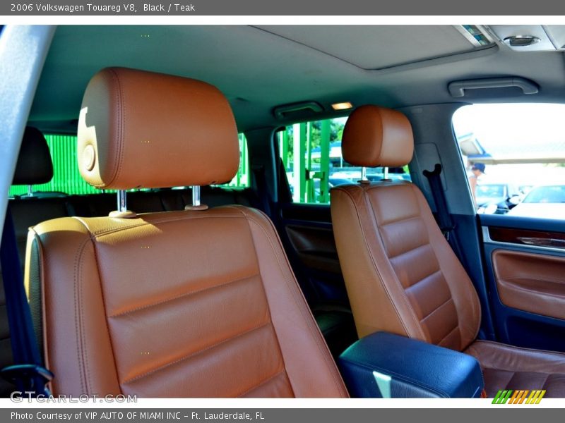 Black / Teak 2006 Volkswagen Touareg V8