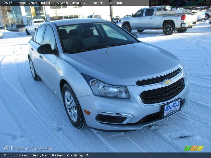 Silver Ice Metallic / Jet Black/Medium Titanium 2016 Chevrolet Cruze Limited LS