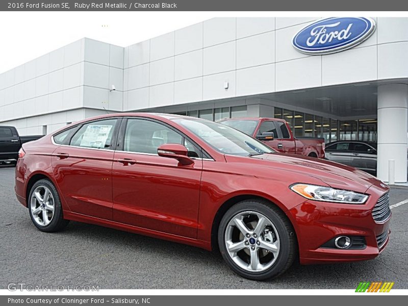 Ruby Red Metallic / Charcoal Black 2016 Ford Fusion SE