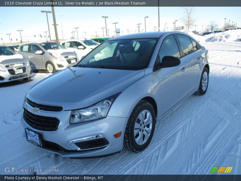 Silver Ice Metallic / Jet Black/Medium Titanium 2016 Chevrolet Cruze Limited LS