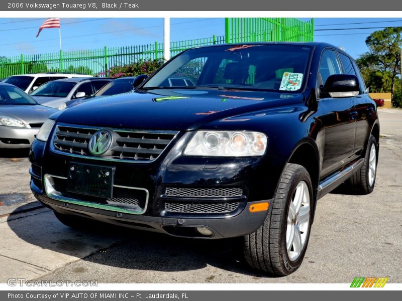 Black / Teak 2006 Volkswagen Touareg V8