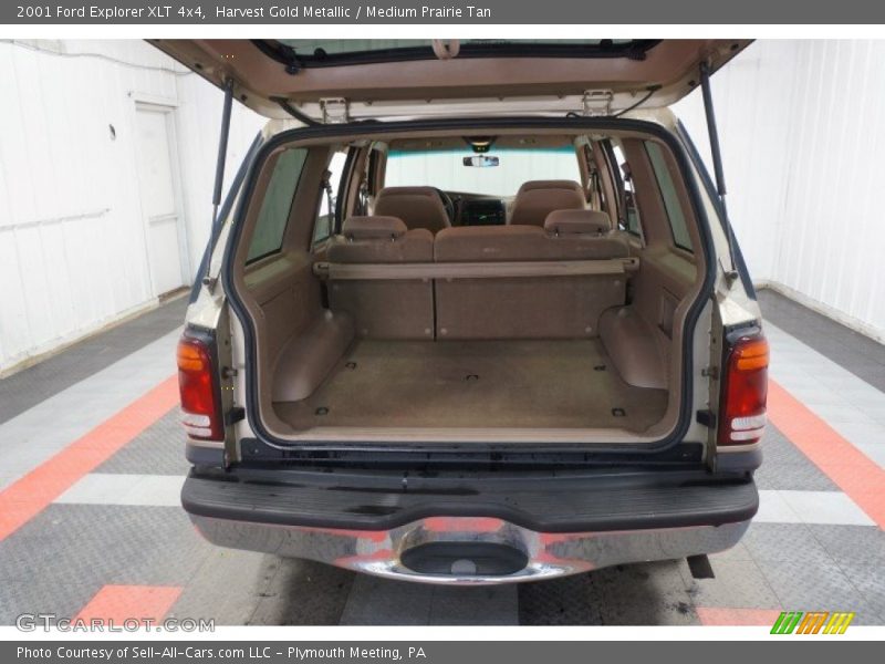 Harvest Gold Metallic / Medium Prairie Tan 2001 Ford Explorer XLT 4x4