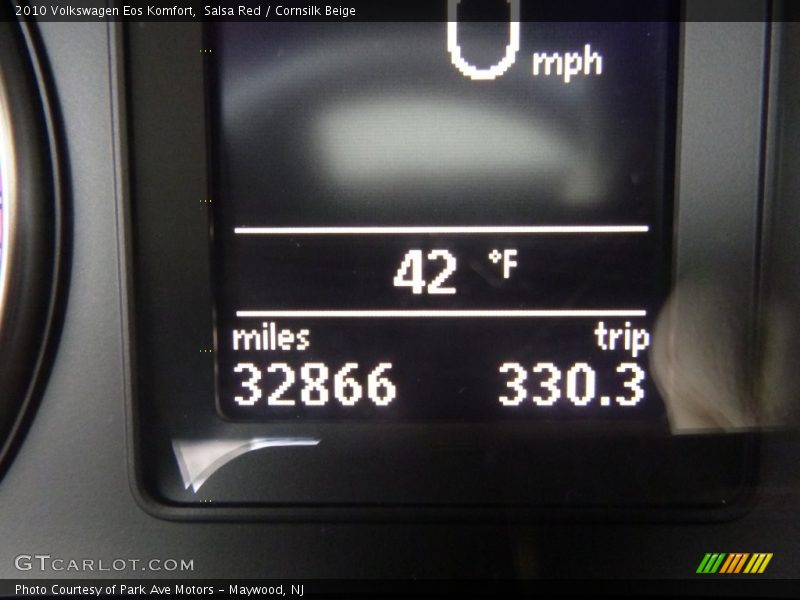 Salsa Red / Cornsilk Beige 2010 Volkswagen Eos Komfort