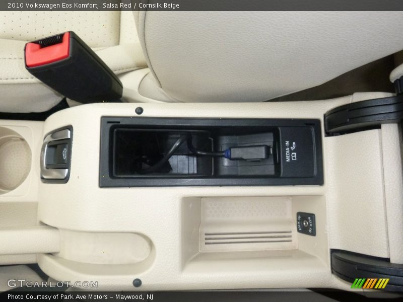 Salsa Red / Cornsilk Beige 2010 Volkswagen Eos Komfort