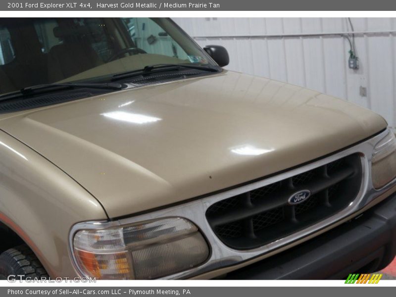 Harvest Gold Metallic / Medium Prairie Tan 2001 Ford Explorer XLT 4x4