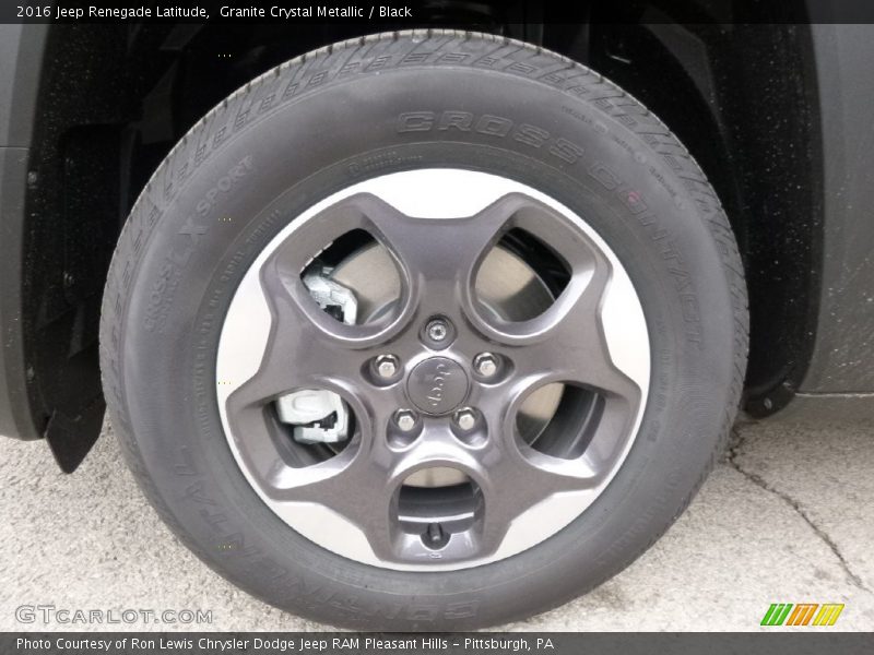 Granite Crystal Metallic / Black 2016 Jeep Renegade Latitude
