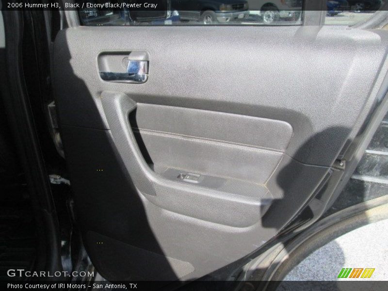 Black / Ebony Black/Pewter Gray 2006 Hummer H3