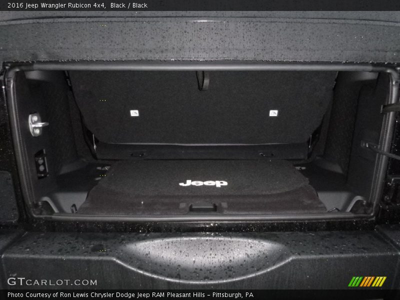 Black / Black 2016 Jeep Wrangler Rubicon 4x4