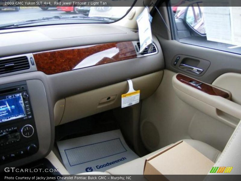 Red Jewel Tintcoat / Light Tan 2009 GMC Yukon SLT 4x4
