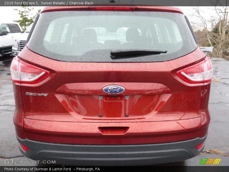 Sunset Metallic / Charcoal Black 2016 Ford Escape S