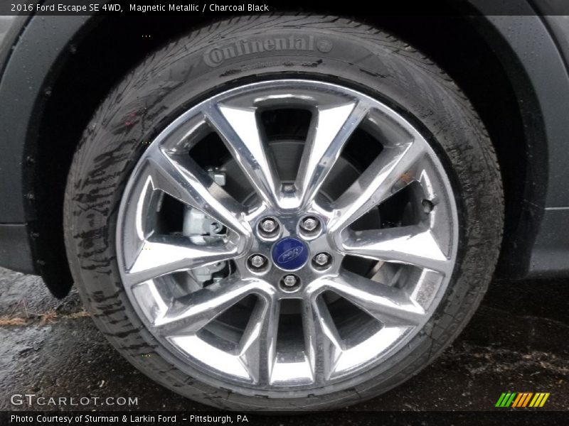 Magnetic Metallic / Charcoal Black 2016 Ford Escape SE 4WD