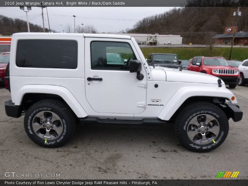Bright White / Black/Dark Saddle 2016 Jeep Wrangler Sahara 4x4