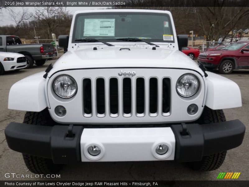 Bright White / Black/Dark Saddle 2016 Jeep Wrangler Sahara 4x4