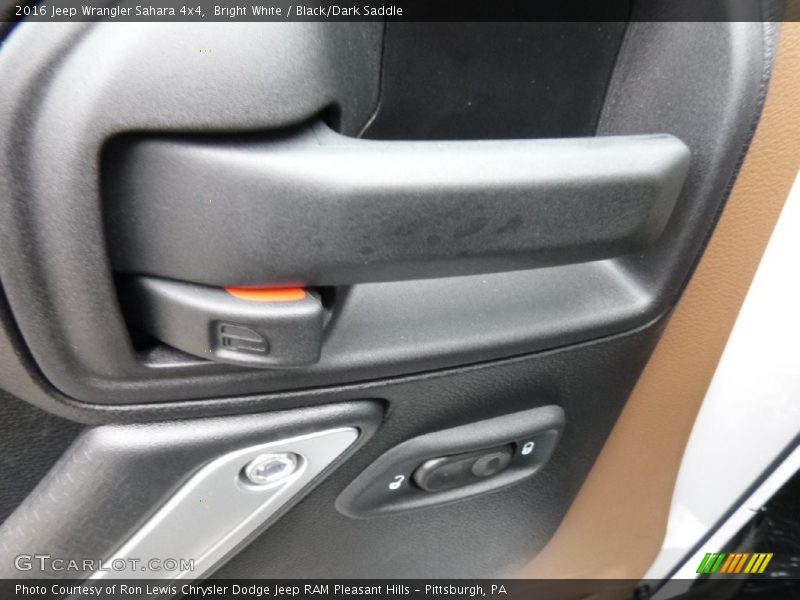 Bright White / Black/Dark Saddle 2016 Jeep Wrangler Sahara 4x4
